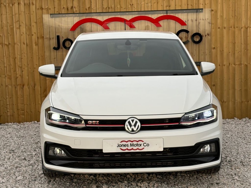 Used Volkswagen Polo 2018 for sale - 76724430: Photo 2