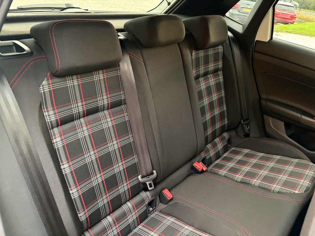 Used Volkswagen Polo 2018 for sale - 76724430: Photo 23