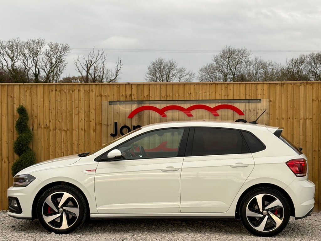 Used Volkswagen Polo 2018 for sale - 76724430: Photo 6