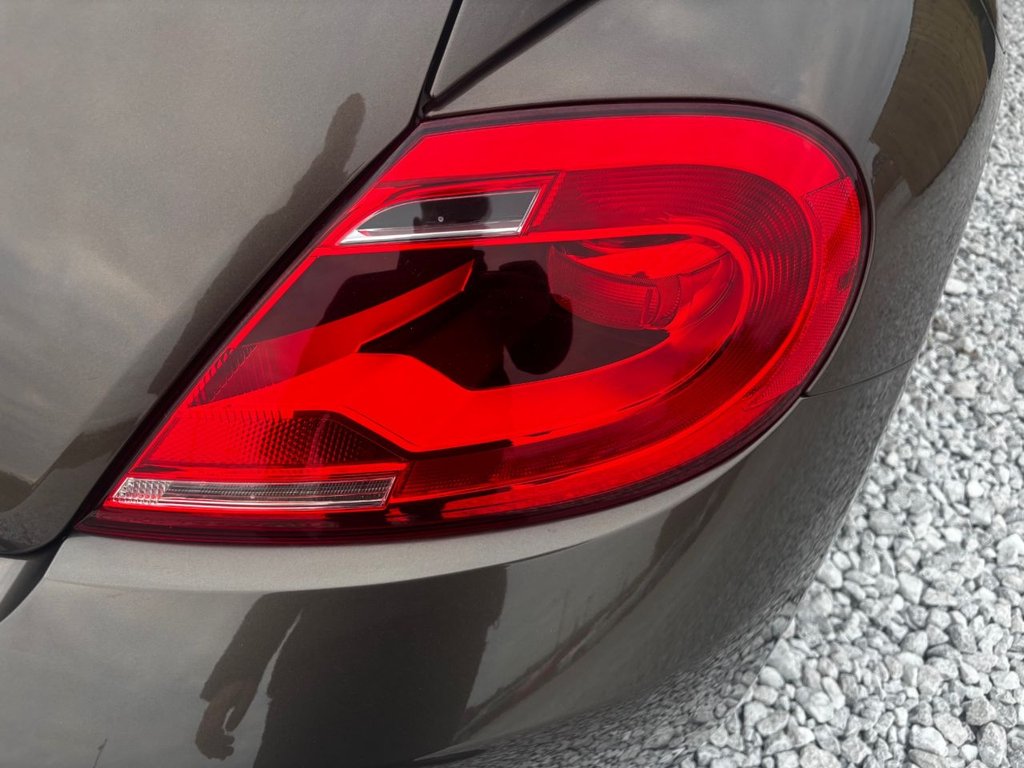 Used Volkswagen Beetle 2015 for sale - 76323211: Photo 11