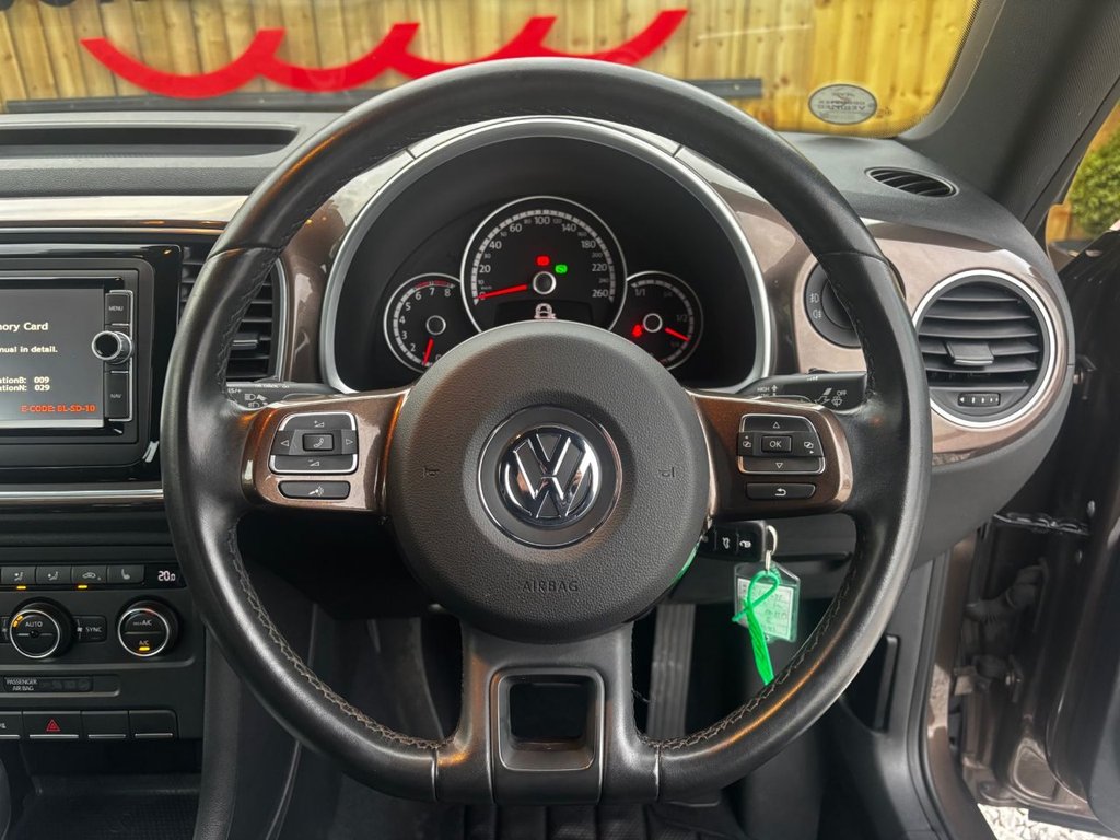 Used Volkswagen Beetle 2015 for sale - 76323211: Photo 13