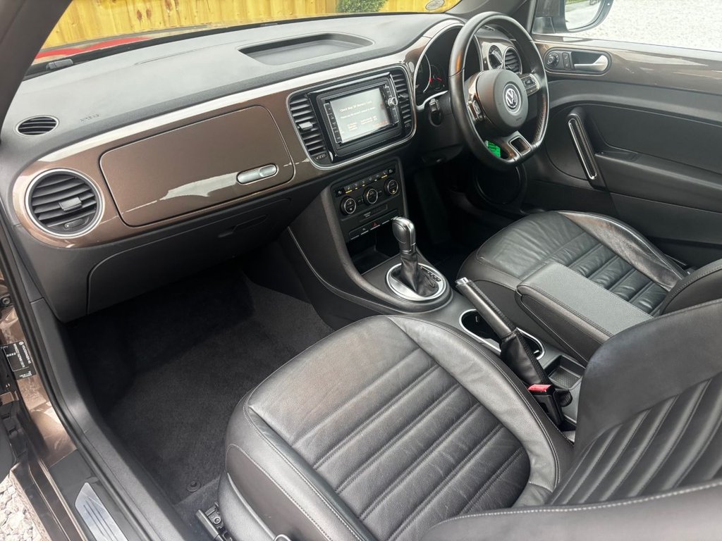 Used Volkswagen Beetle 2015 for sale - 76323211: Photo 16