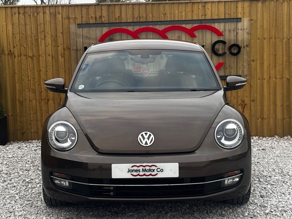 Used Volkswagen Beetle 2015 for sale - 76323211: Photo 2