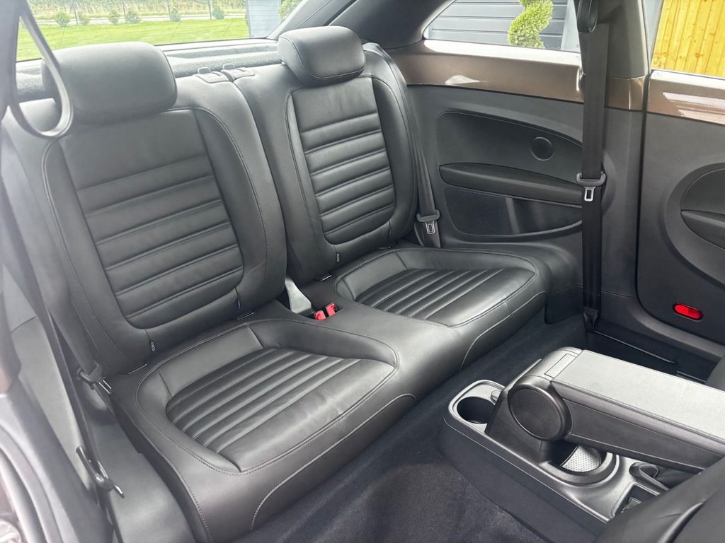 Used Volkswagen Beetle 2015 for sale - 76323211: Photo 20