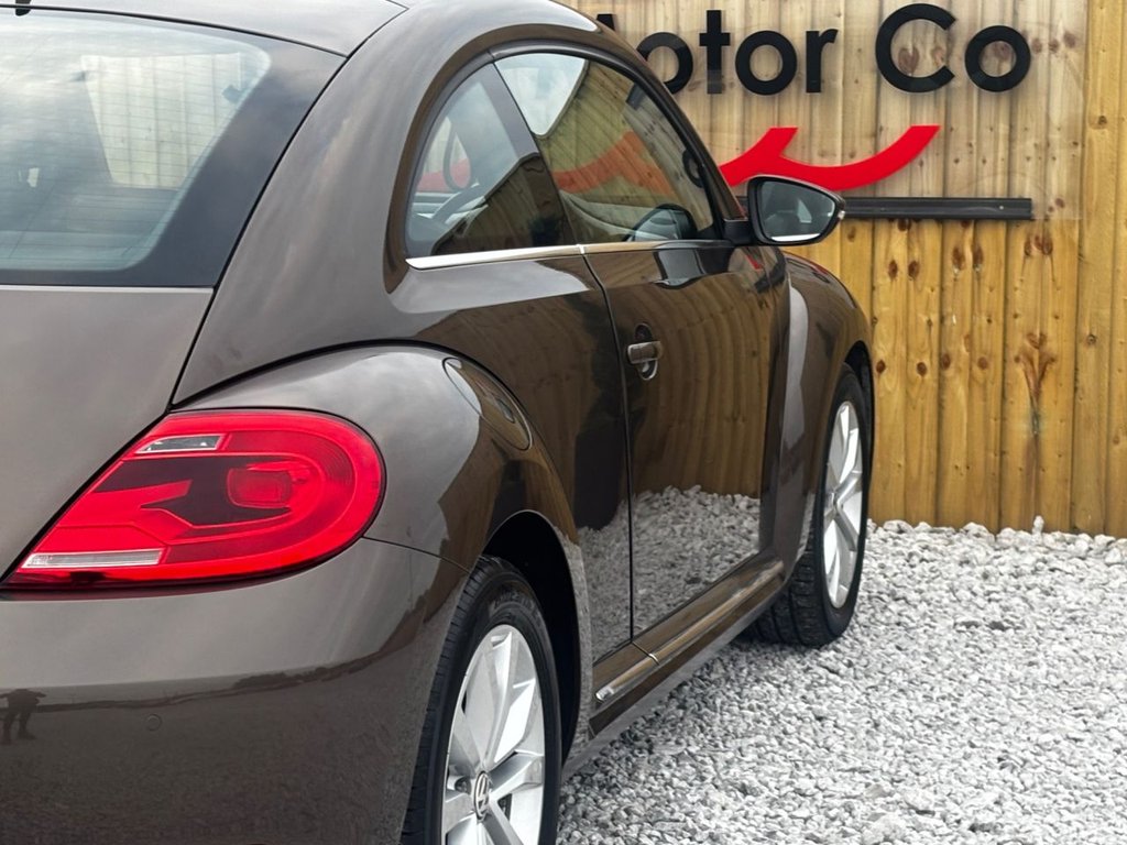 Used Volkswagen Beetle 2015 for sale - 76323211: Photo 6