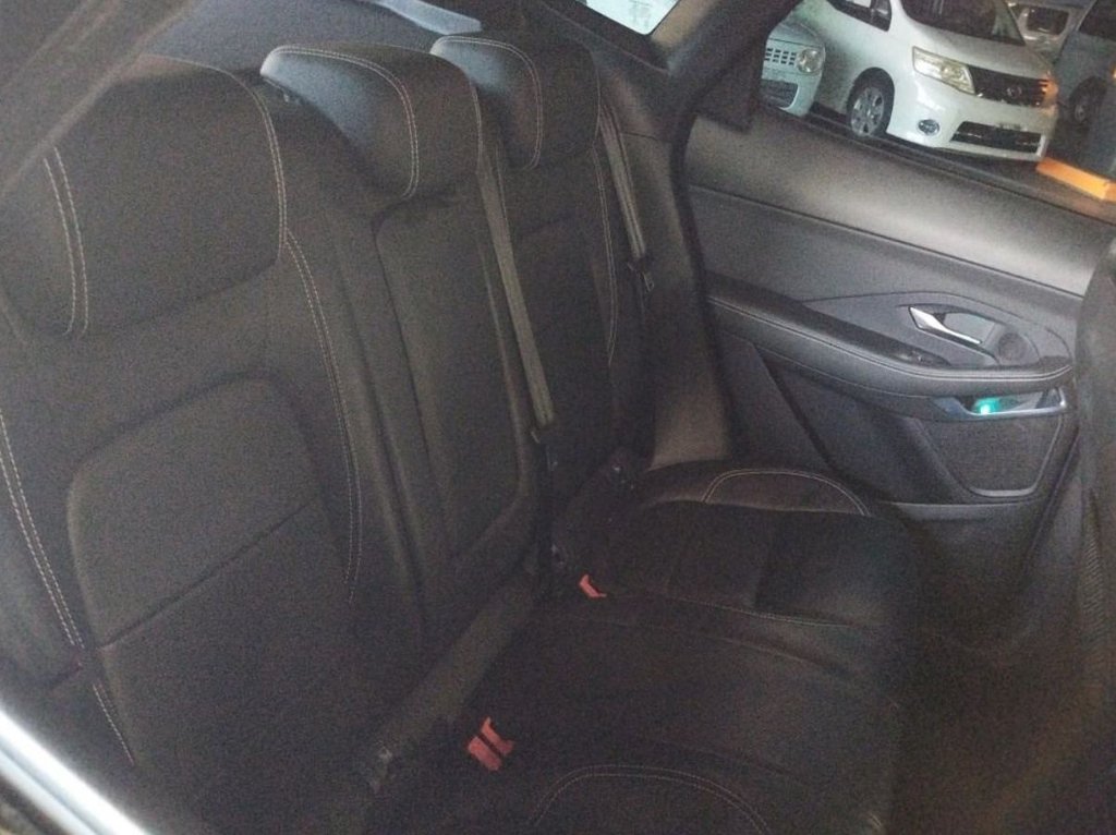 Used Jaguar E-Pace 2018 for sale - 76840767: Photo 6