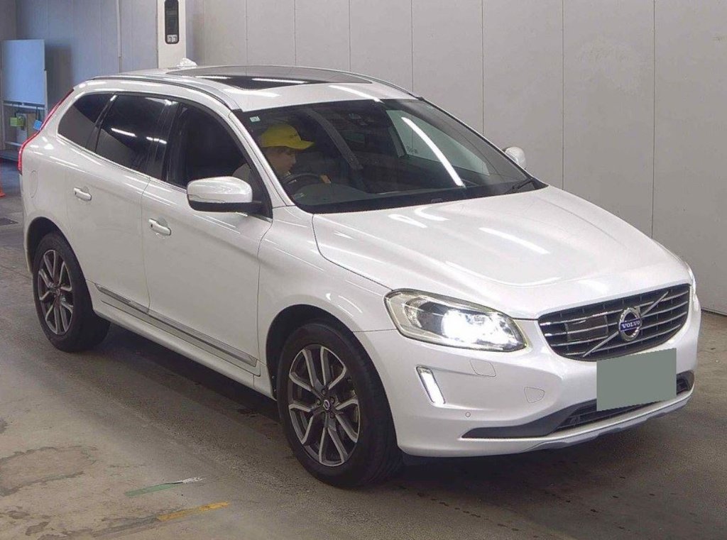 Used Volvo XC60 2017 for sale - 76758708: Photo 1