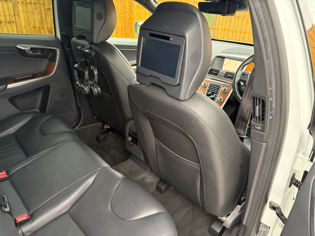 Used Volvo XC60 2017 for sale - 76758708: Photo 14