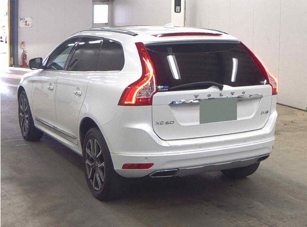 Used Volvo XC60 2017 for sale - 76758708: Photo 3