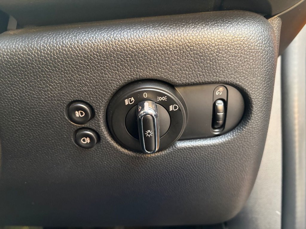 Used MINI Hatch 2016 for sale - 76396113: Photo 25