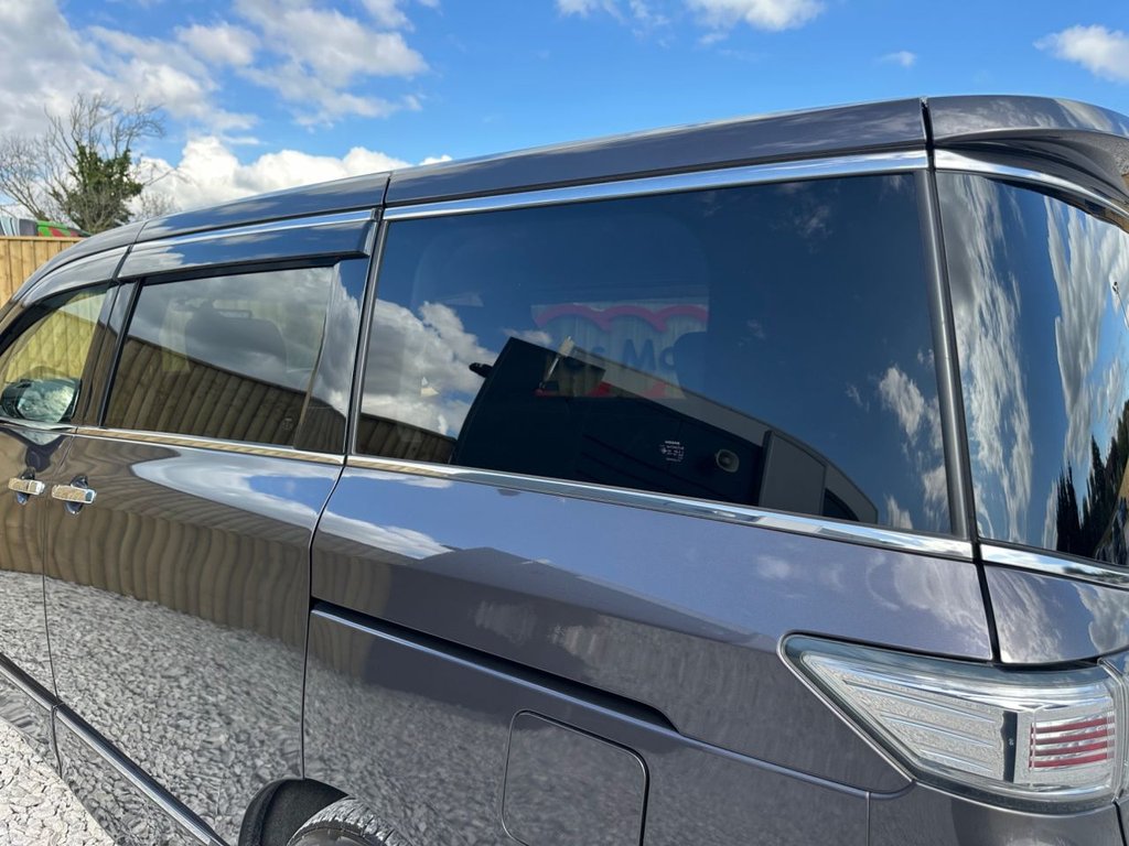 Used Nissan Elgrand 2018 for sale - 76118514: Photo 12