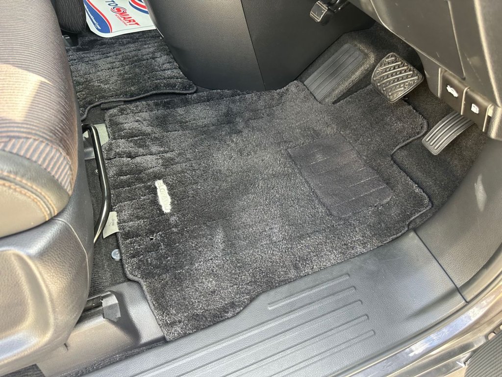 Used Nissan Elgrand 2018 for sale - 76118514: Photo 22