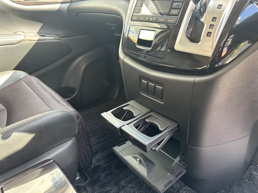 Used Nissan Elgrand 2018 for sale - 76118514: Photo 25