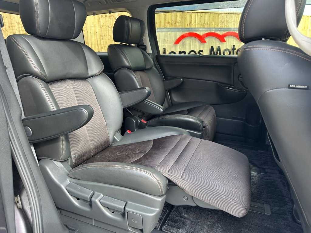 Used Nissan Elgrand 2018 for sale - 76118514: Photo 27