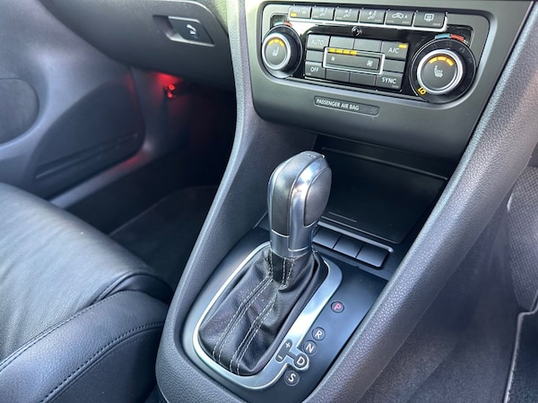 Used Volkswagen Golf 2013 for sale - 76118727: Photo 28