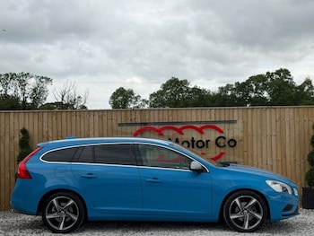 Used Volvo V60 2013 for sale - 79265384: Photo
