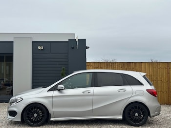 Used Mercedes-Benz B Class 2016 for sale - 76973172: Photo