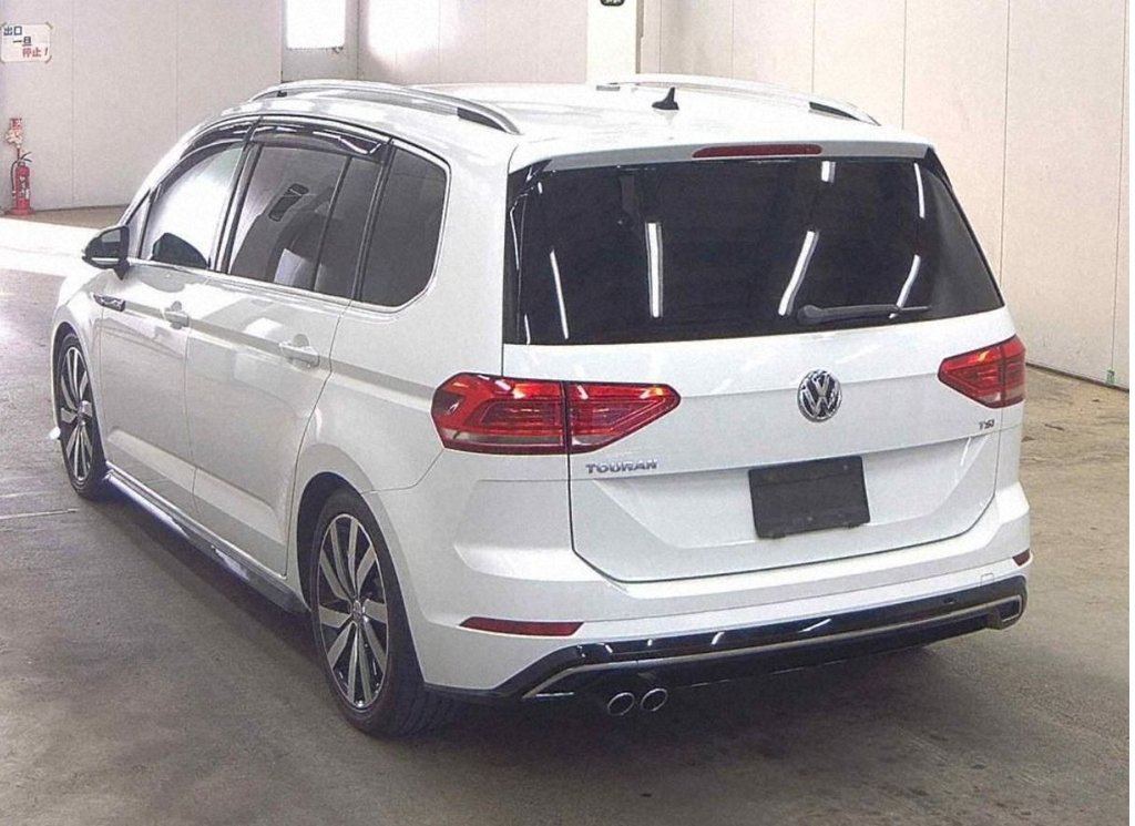 Used Volkswagen Touran 2016 for sale - 76123660: Photo 3