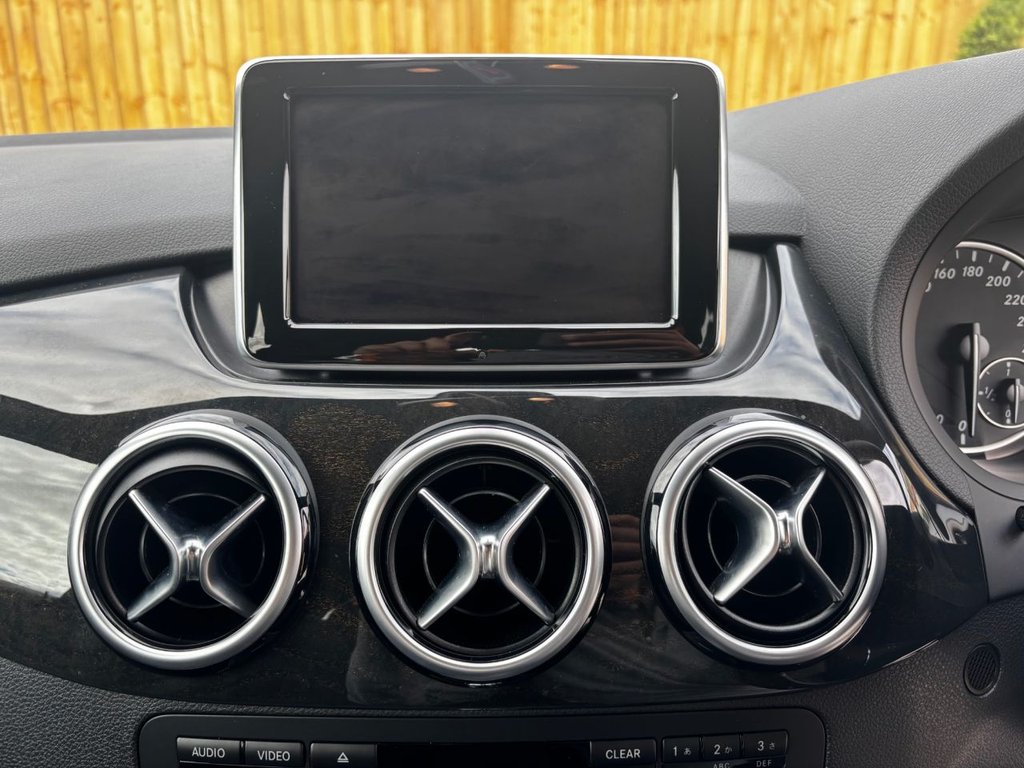 Used Mercedes-Benz B Class 2012 for sale - 76118417: Photo 19