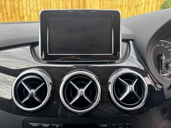 Used Mercedes-Benz B-Class 2012 for sale - 76118417: Photo 19