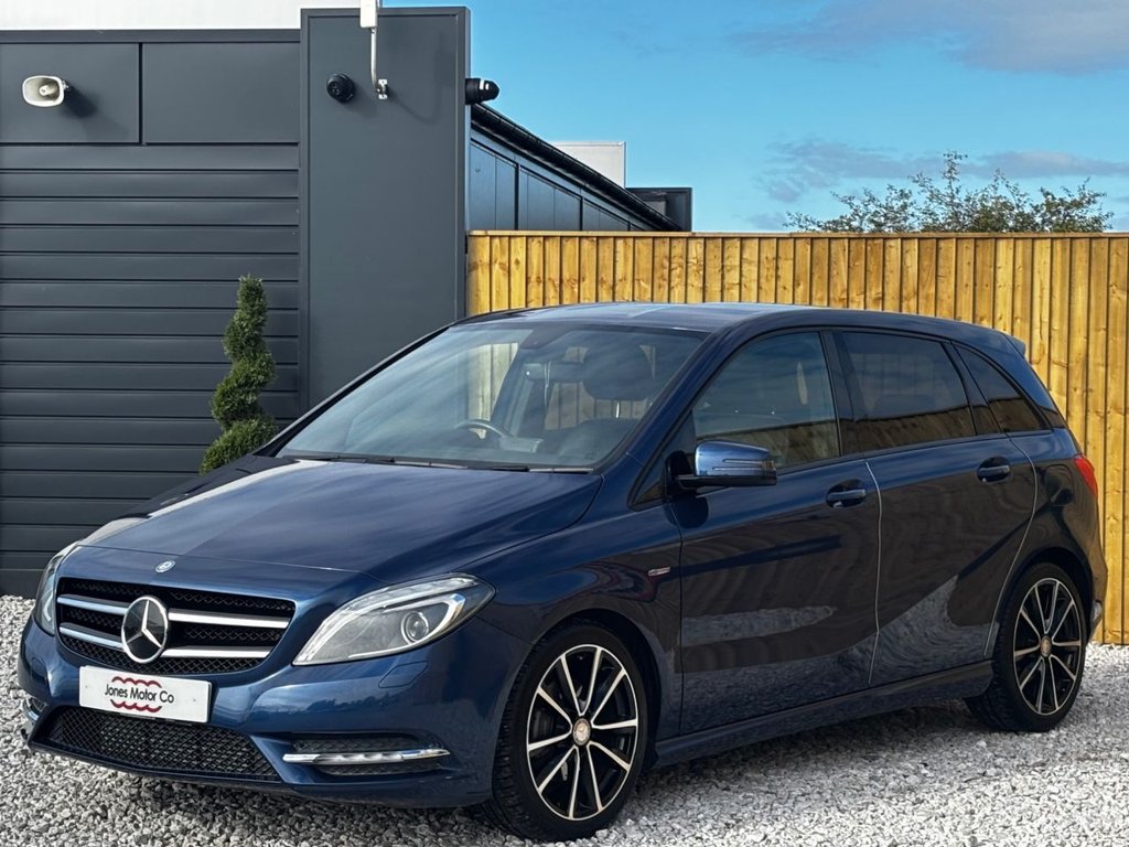 Used Mercedes-Benz B Class 2012 for sale - 76118417: Photo 2