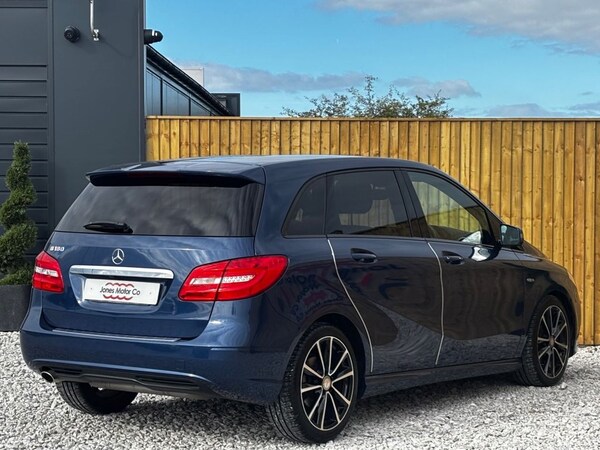 Used Mercedes-Benz B-Class 2012 for sale - 76118417: Photo 4