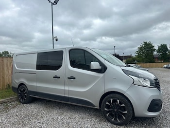 Used Renault Trafic 2017 for sale - 79050705: Photo
