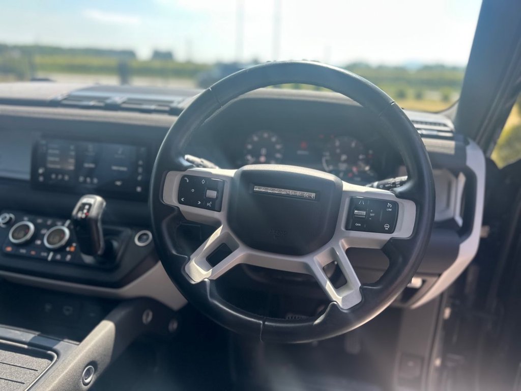 Used Land Rover Defender 2022 for sale - 76123661: Photo 22