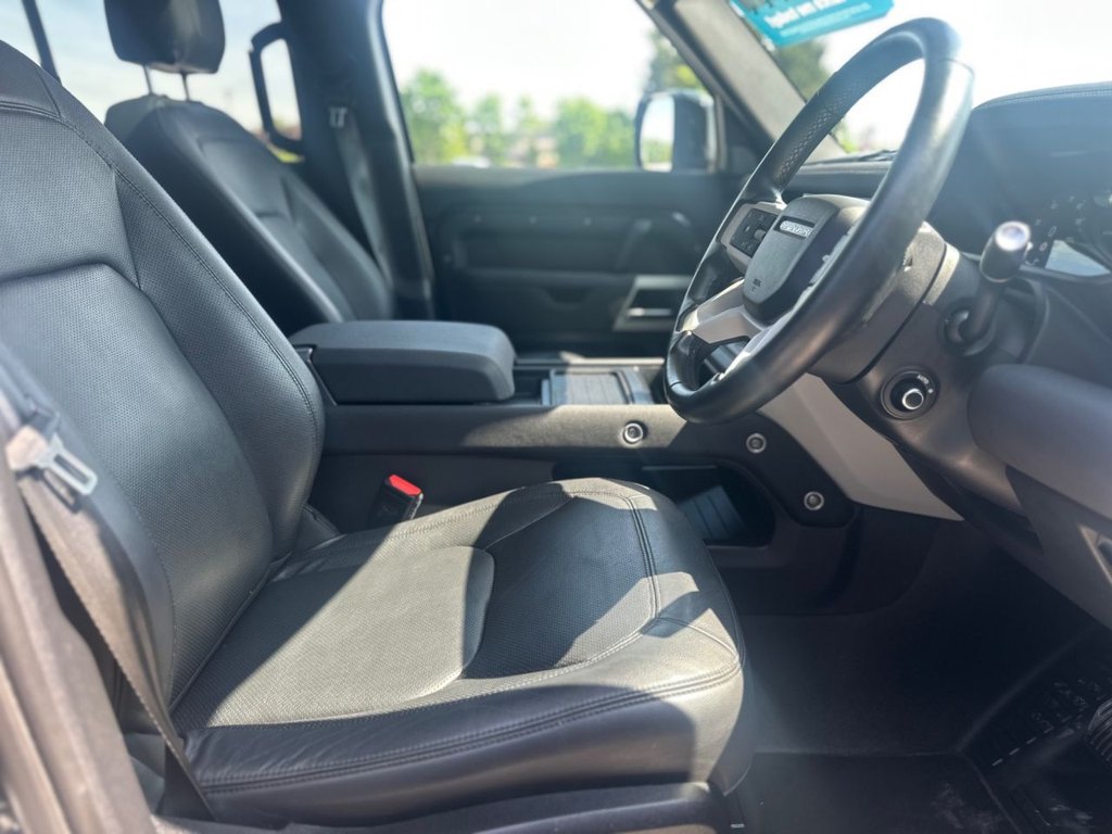 Used Land Rover Defender 2022 for sale - 76123661: Photo 24