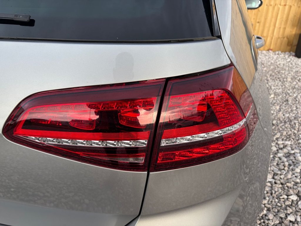 Used Volkswagen Golf 2014 for sale - 76123639: Photo 11