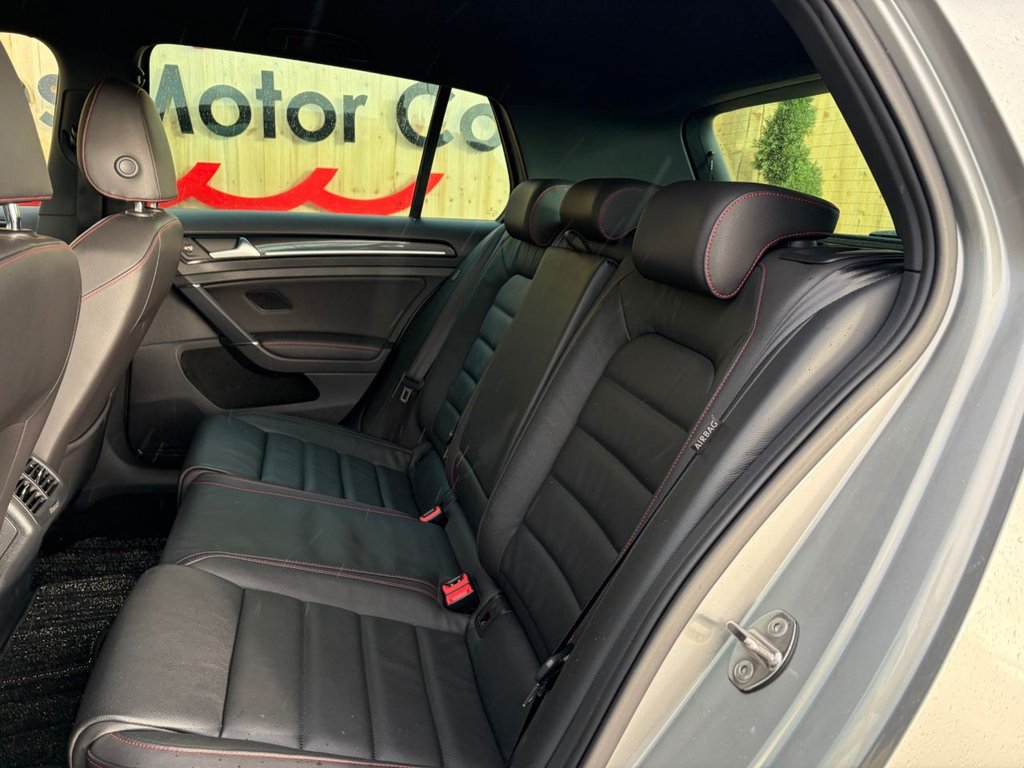 Used Volkswagen Golf 2014 for sale - 76123639: Photo 17