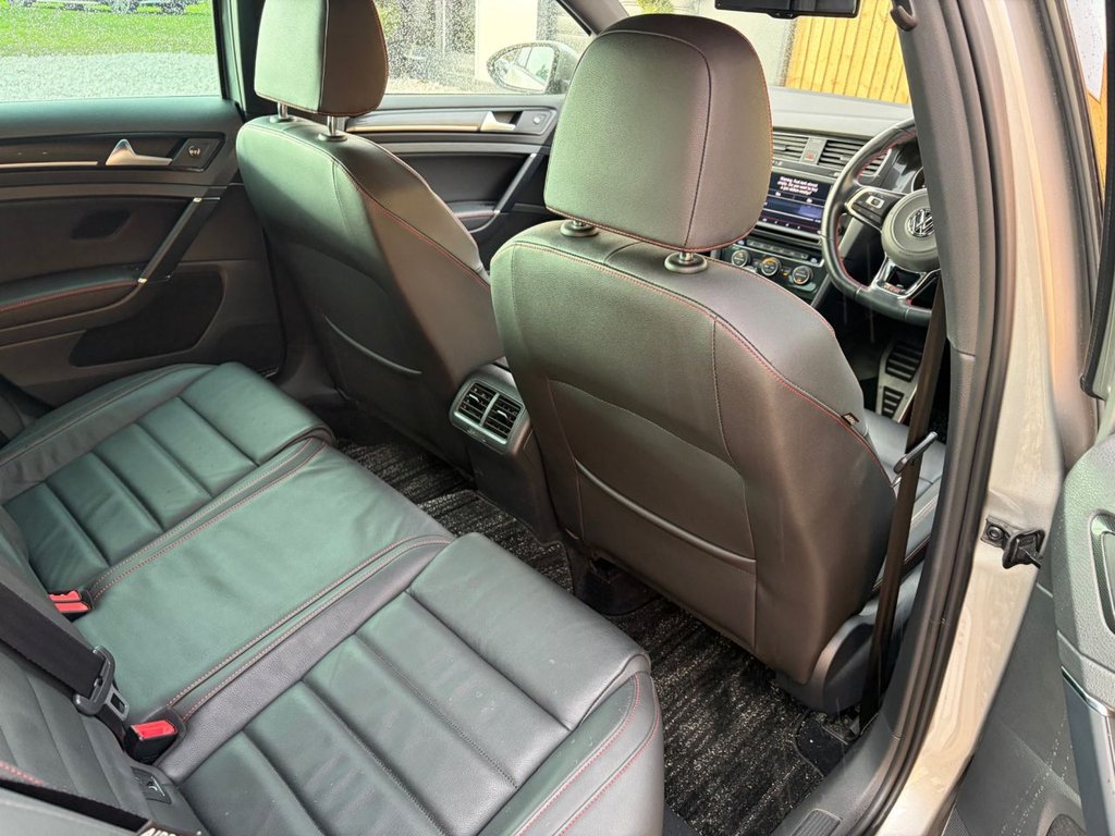 Used Volkswagen Golf 2014 for sale - 76123639: Photo 18