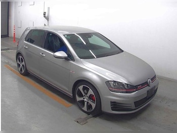 Volkswagen - Golf