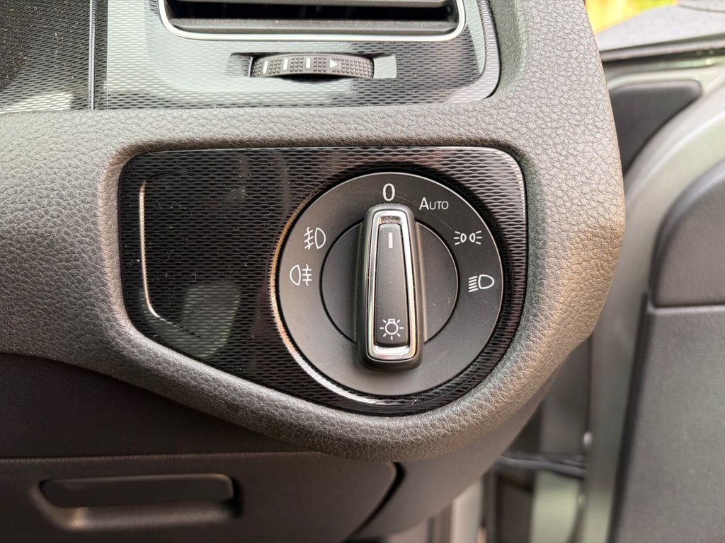 Used Volkswagen Golf 2014 for sale - 76123639: Photo 20