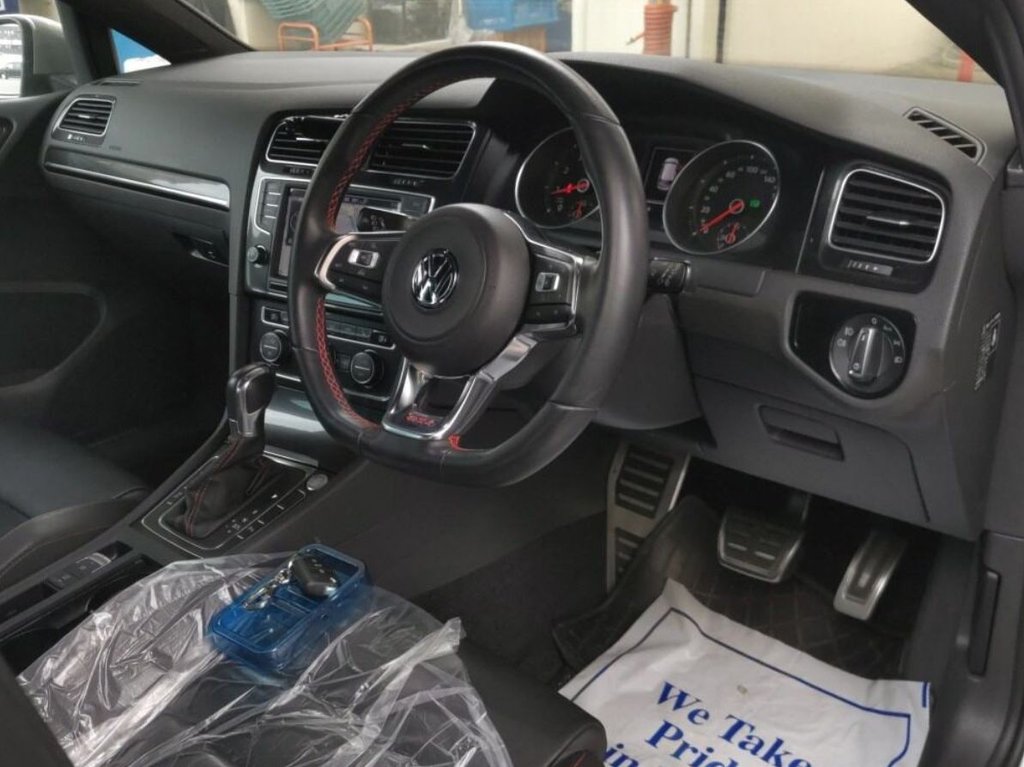 Used Volkswagen Golf 2014 for sale - 76123639: Photo 5