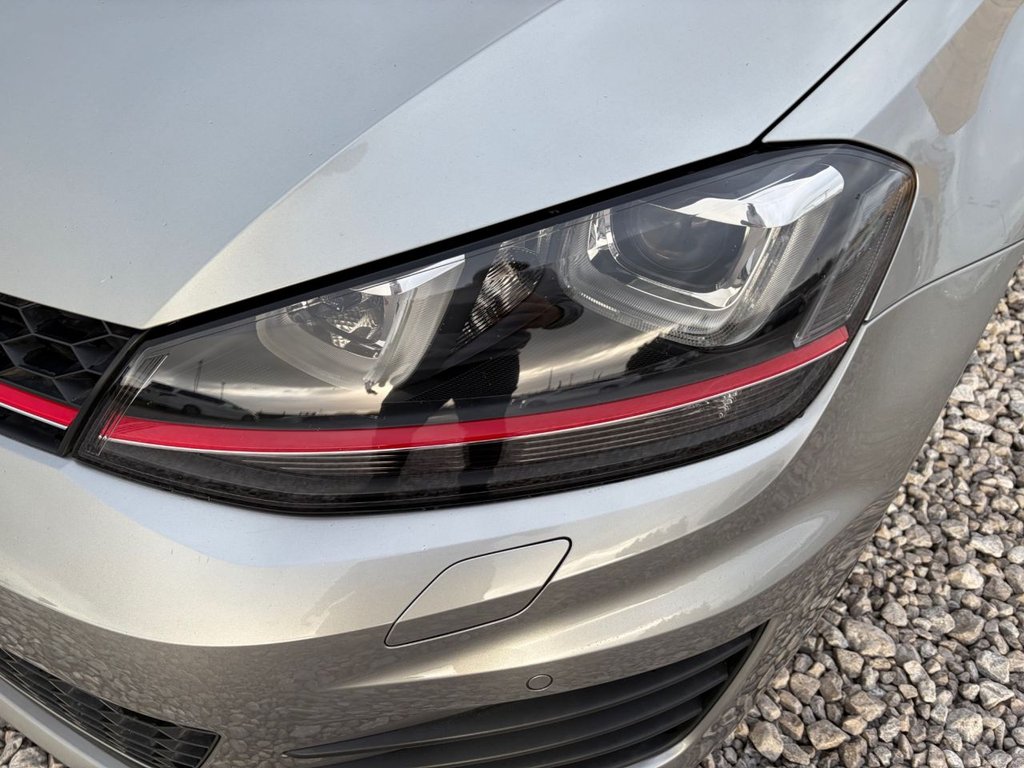 Used Volkswagen Golf 2014 for sale - 76123639: Photo 8
