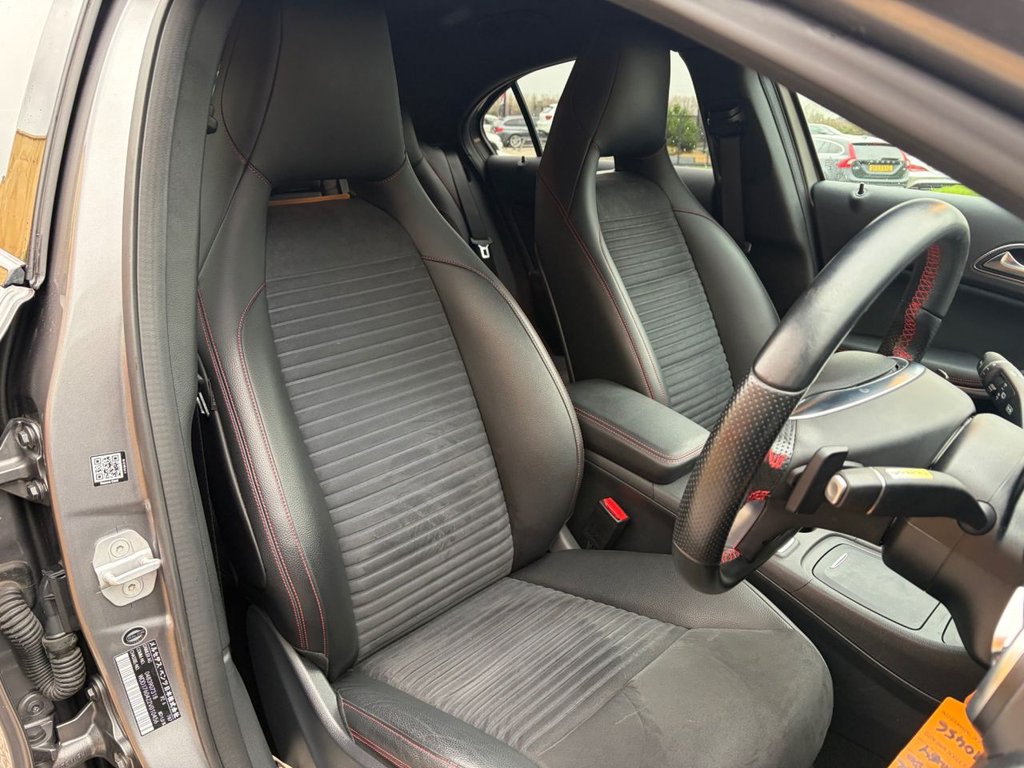 Used Mercedes-Benz A-Class 2014 for sale - 77171707: Photo 11