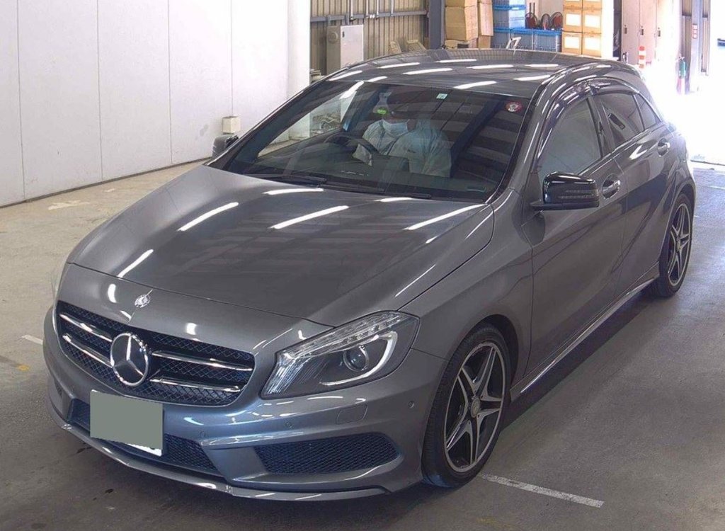 Used Mercedes-Benz A-Class 2014 for sale - 76724325: Photo 2