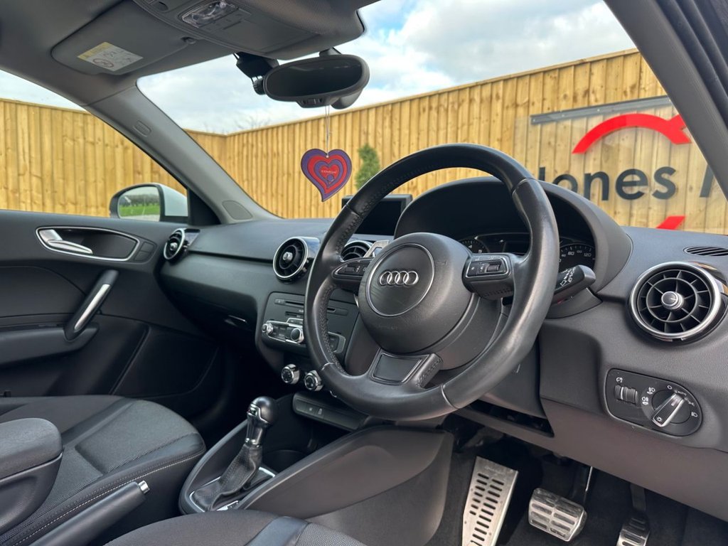 Used Audi A1 2014 for sale - 76546648: Photo 14