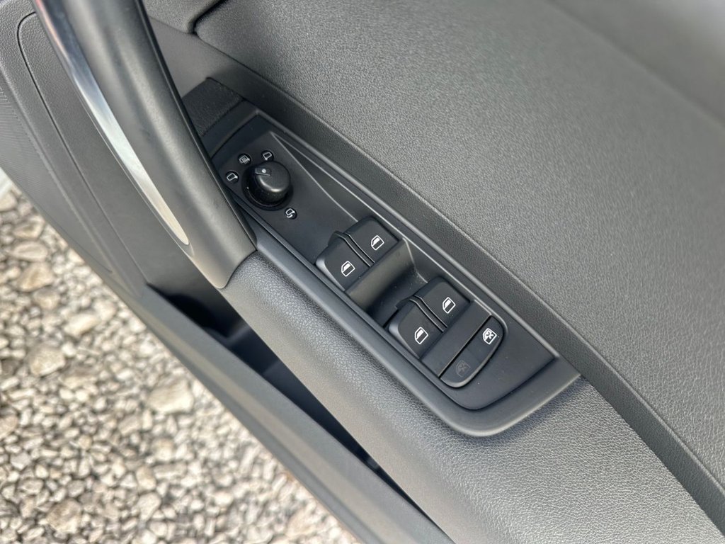 Used Audi A1 2014 for sale - 76546648: Photo 28