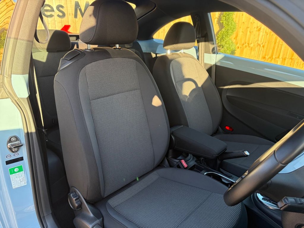 Used Volkswagen Beetle 2013 for sale - 76724220: Photo 12