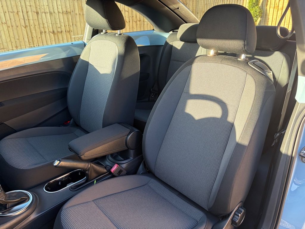 Used Volkswagen Beetle 2013 for sale - 76724220: Photo 13