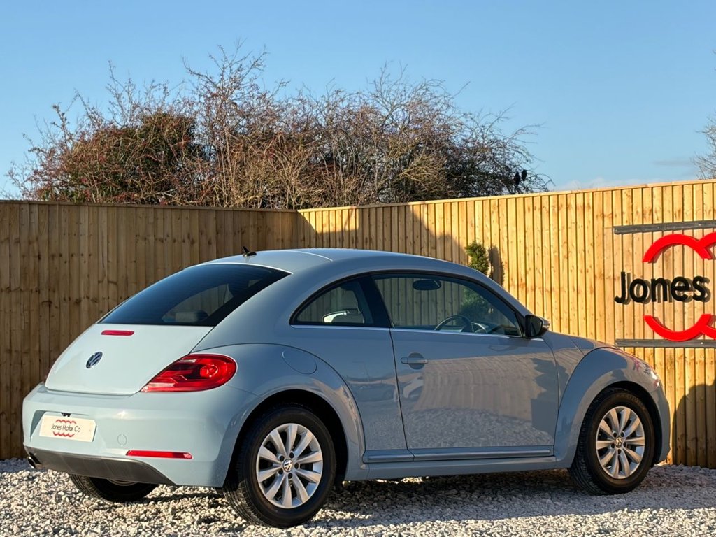 Used Volkswagen Beetle 2013 for sale - 76724220: Photo 5