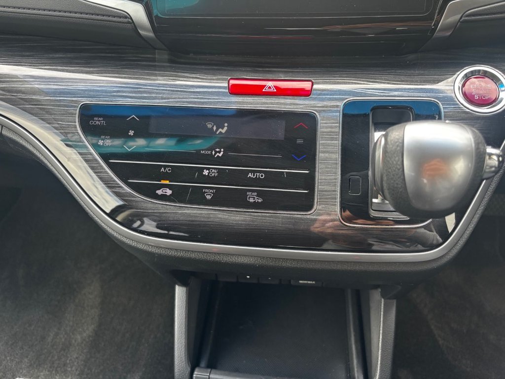 Used Honda Odyssey 2014 for sale - 76118700: Photo 17