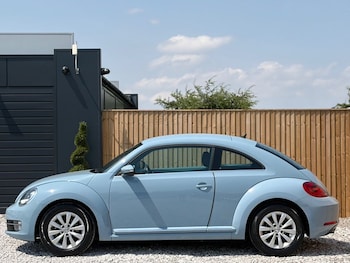 Used Volkswagen Beetle 2014 for sale - 79300449: Photo