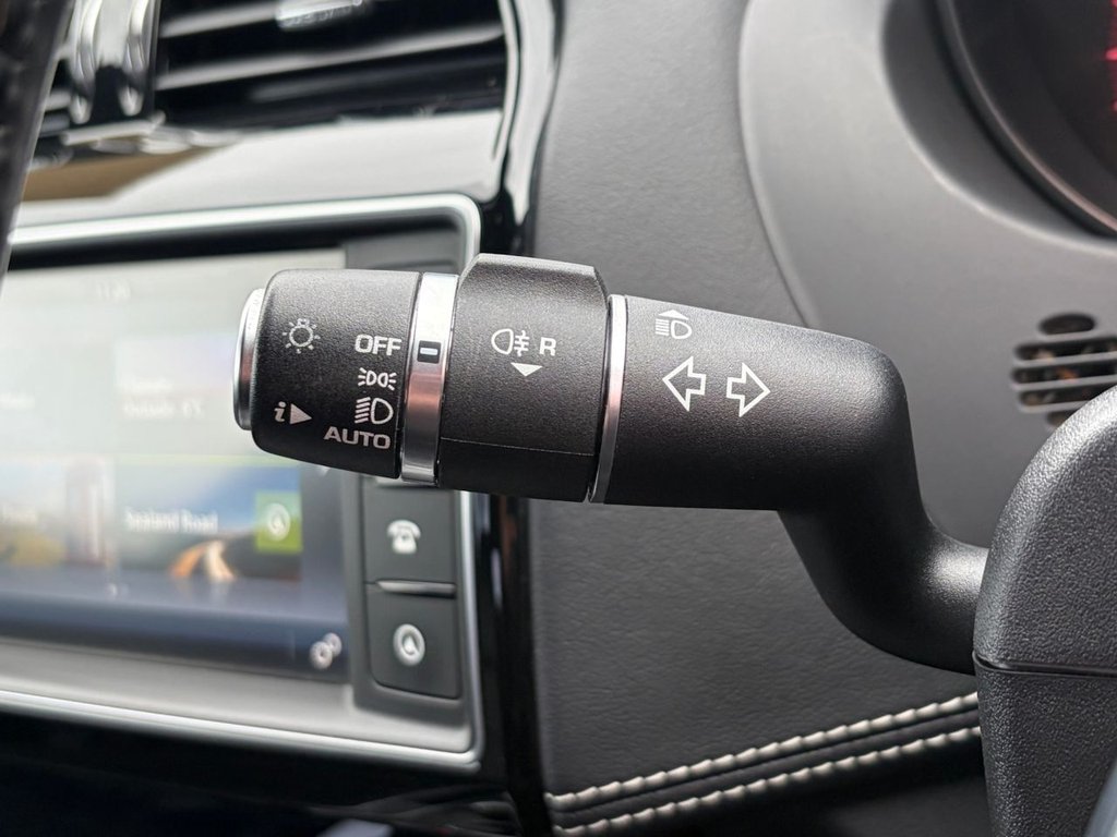 Used Jaguar XE 2016 for sale - 77919985: Photo 32