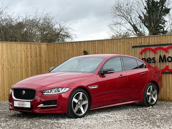 Used Jaguar XE 2016 for sale - 77919985: Photo