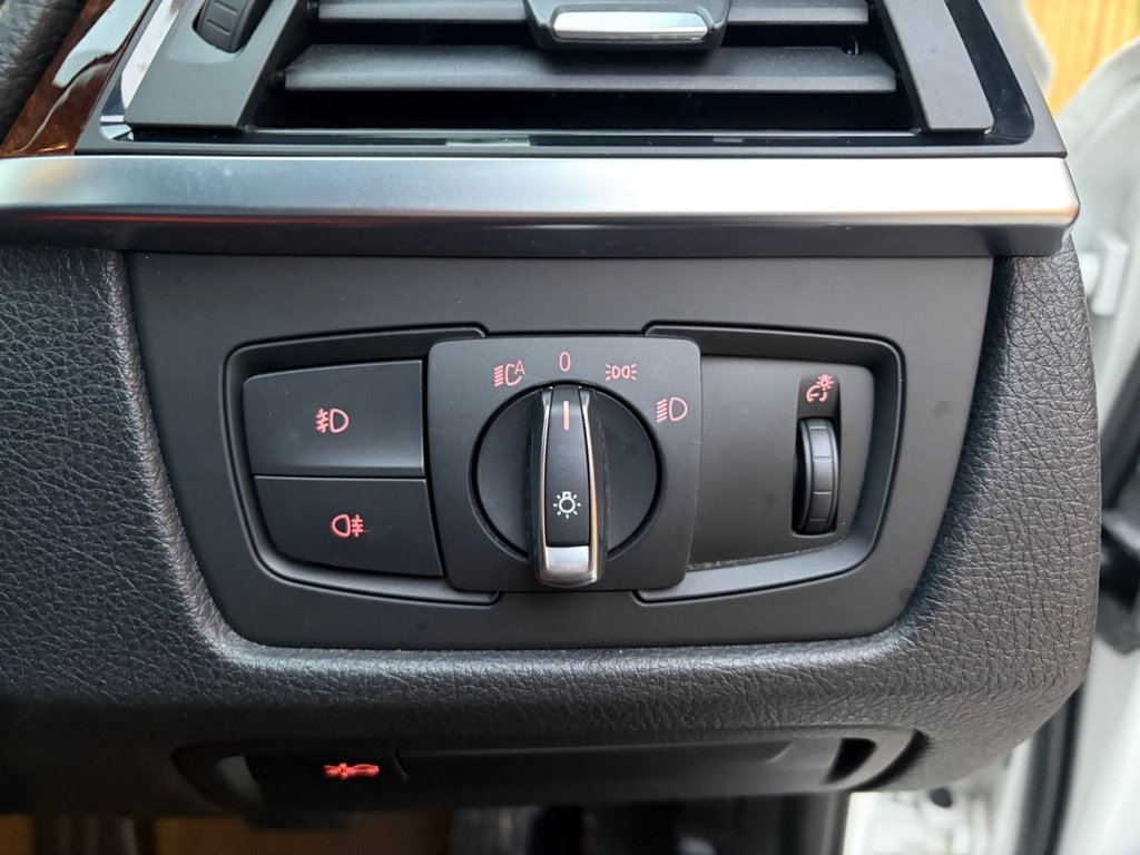 Used BMW 3 Series 2013 for sale - 76841082: Photo 19