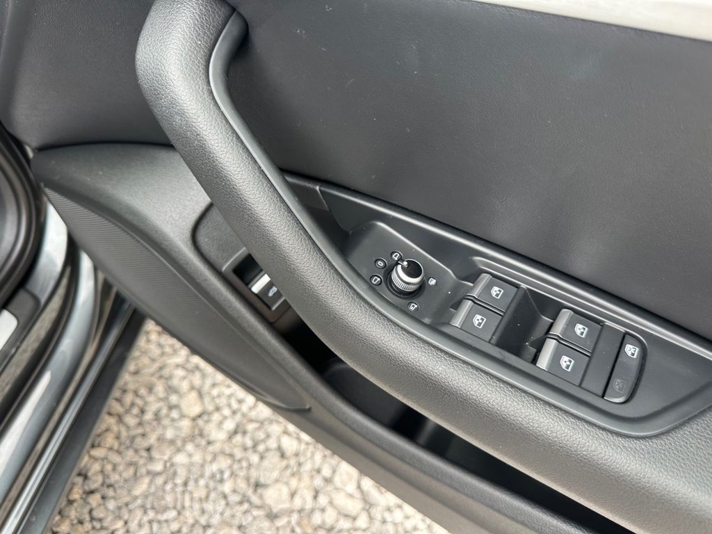 Used Audi A4 Avant 2016 for sale - 76132303: Photo 28