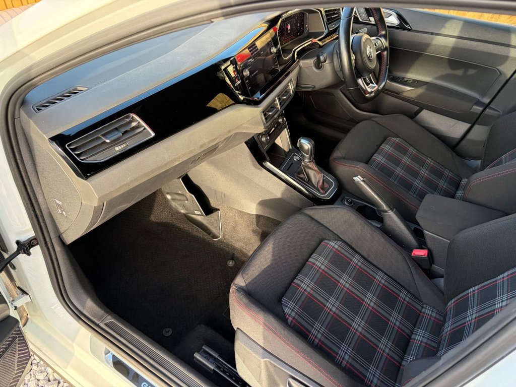 Used Volkswagen Polo 2018 for sale - 77422052: Photo 14